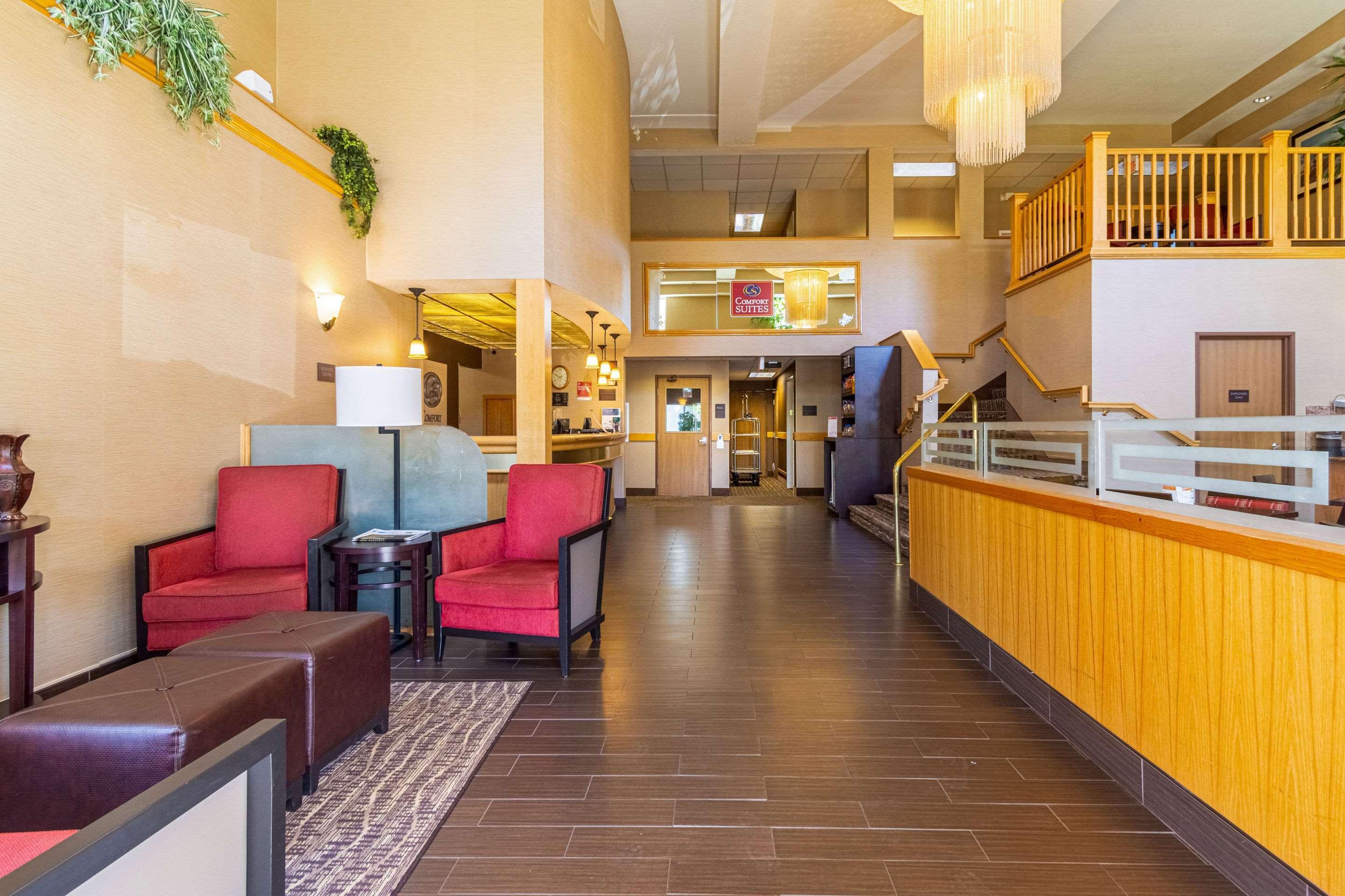 Comfort Suites Portland Airport Екстер'єр фото