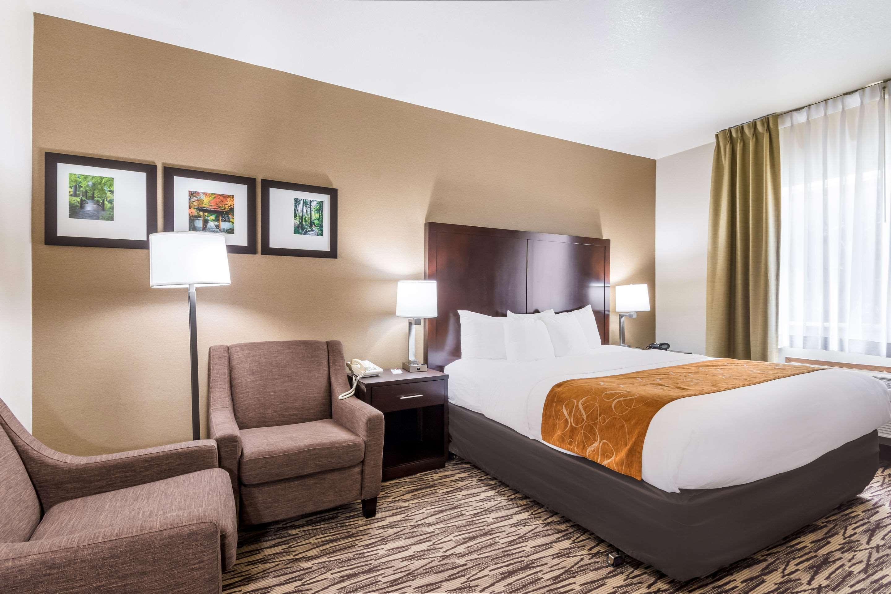 Comfort Suites Portland Airport Екстер'єр фото