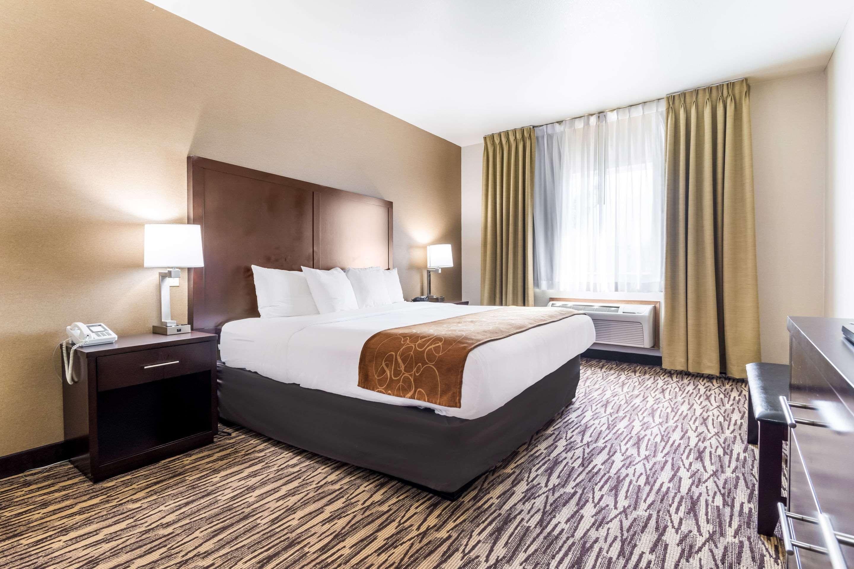 Comfort Suites Portland Airport Екстер'єр фото