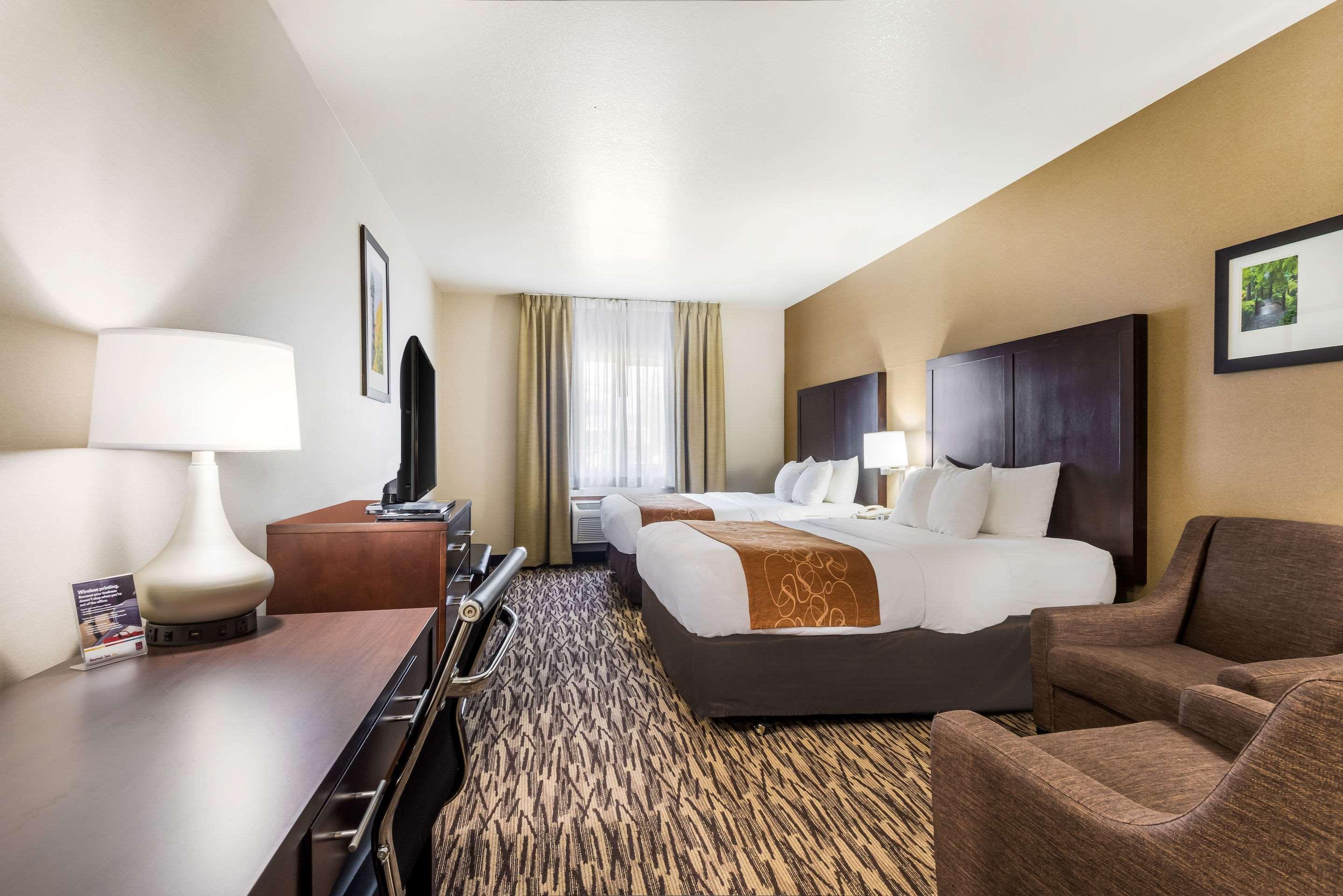 Comfort Suites Portland Airport Екстер'єр фото