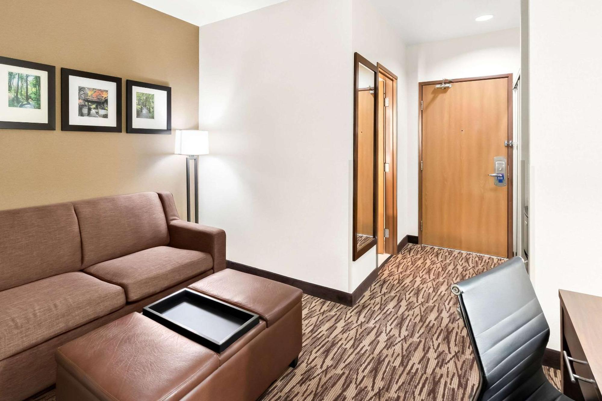 Comfort Suites Portland Airport Екстер'єр фото