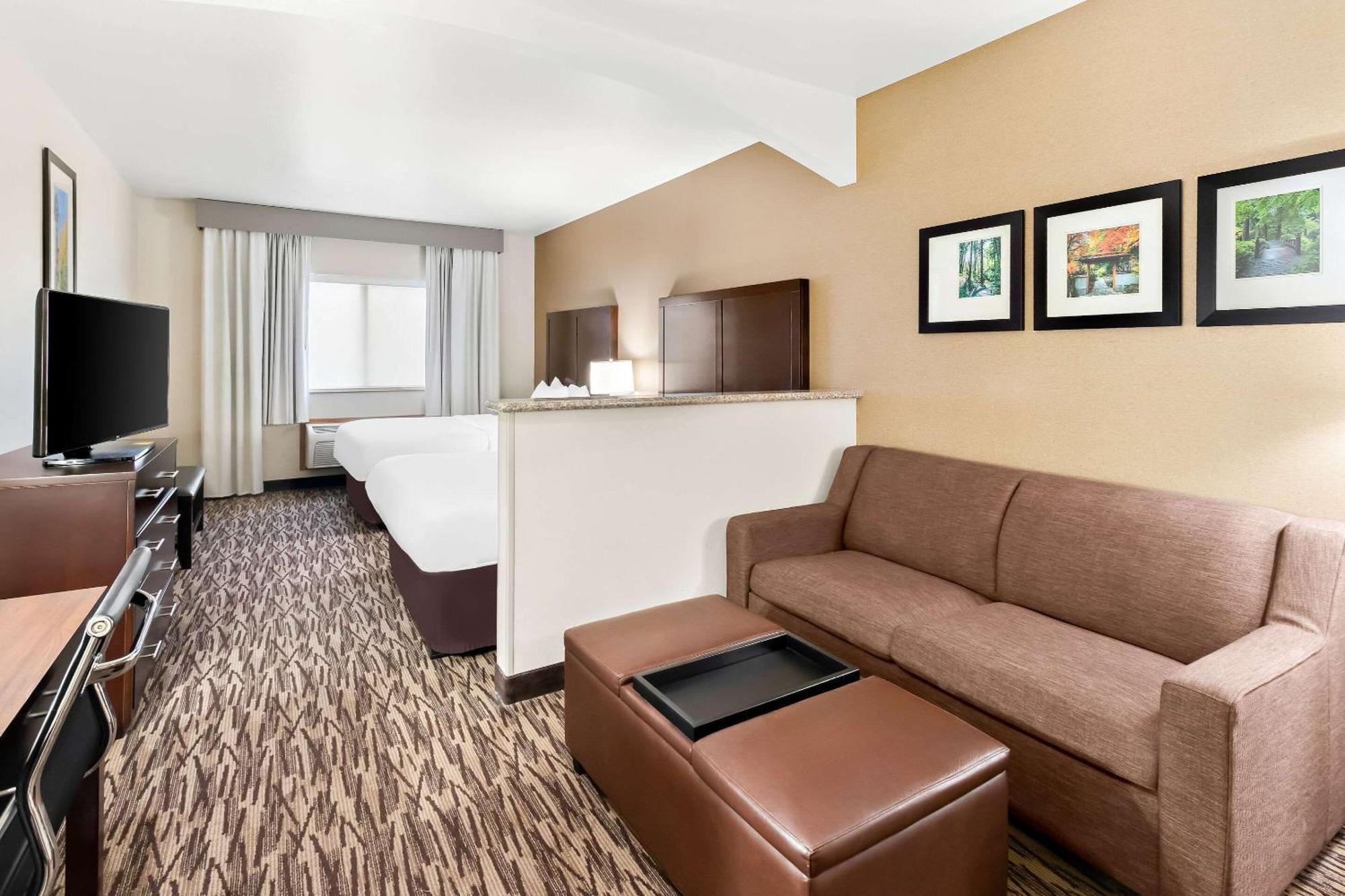 Comfort Suites Portland Airport Екстер'єр фото